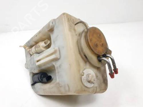 Behälter Scheibenwaschanlage für MERCEDES-BENZ E-CLASS (W210) E 220 CDI (210.006) (125 hp) 31272279