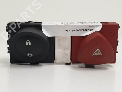 Used Warning switch Warning switch RENAULT MEGANE II (BM0/1_, CM0/1_) 1.5 dCi (BM1F, CM1F) (86 hp) 6848704 6848704