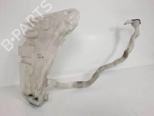 Used Windscreen washer tank BMW 5 Touring (F11) 520 d (184 hp) 7406823
