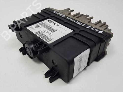 Used Engine control unit (ECU) Engine control unit (ECU) VW GOLF III (1H1) 1.6 (75 hp) 11431232 11431232