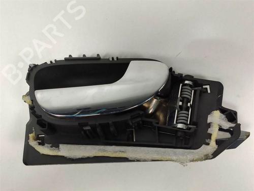 Used Rear right interior door handle Rear right interior door handle PEUGEOT 307 Break (3E) 1.6 16V (109 hp) 9667877 9667877