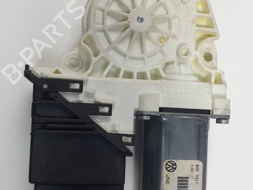 Used Right rear window motor Right rear window motor VW GOLF V Variant (1K5) 1.9 TDI (105 hp) 29989954 29989954