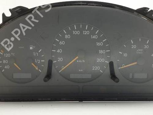 Used Instrument cluster MERCEDES-BENZ M-CLASS (W163) ML 270 CDI (163.113) (163 hp) 24339748