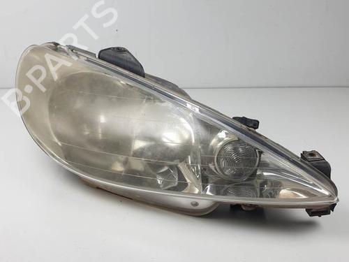 Used Right headlight PEUGEOT 206 CC (2D) 1.6 16V (2DNFUF, 2DNFUR) (109 hp) 28027679