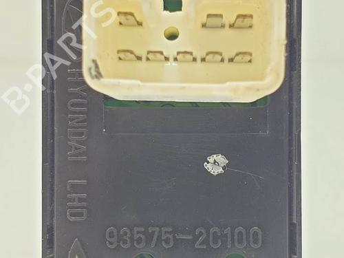 Right front window switch HYUNDAI COUPE II (GK) 1.6 16V | BP24339257I26 