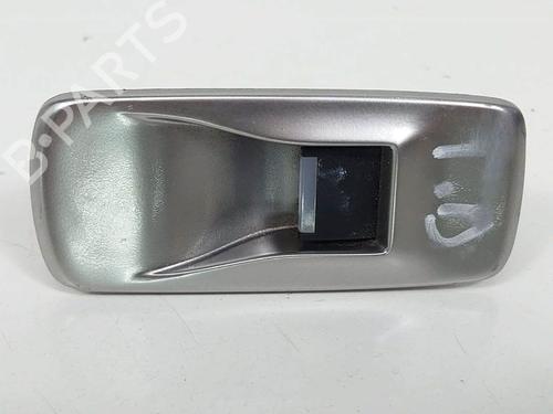 Used Right rear window switch Right rear window switch JAGUAR XF I (X250) 3.0 D (241 hp) 8121154 8121154
