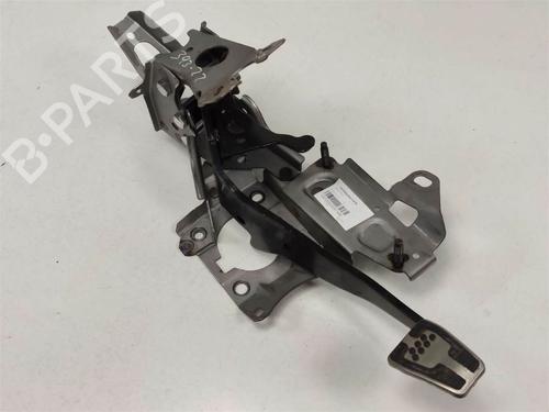 Used Break pedal Break pedal FORD PUMA (J2K, CF7) 1.5 ST EcoBoost (200 hp) 12445385 12445385
