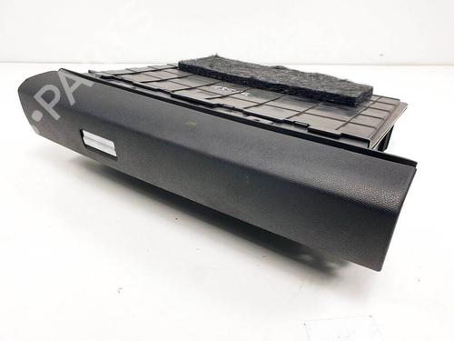 Used Glove box Glove box CITROËN C4 III (BA_, BB_, BC_) 1.2 PureTech 130 (BAHNSA, BAHNSB) (130 hp) 16841013 16841013