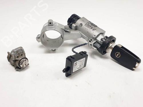 Used Electronic module OPEL MOKKA / MOKKA X (J13) [2012-2025]  15052575
