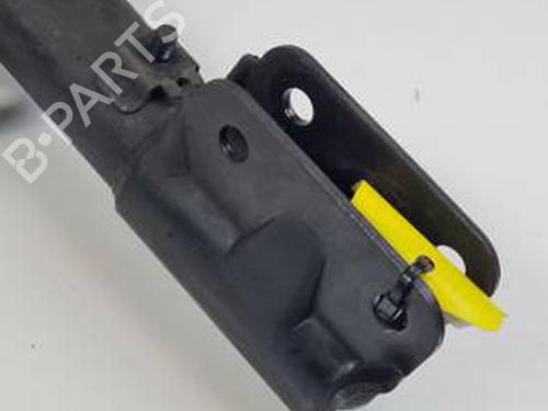 Right front shock absorber MITSUBISHI GRANDIS (NA_W) 2.0 DI-D (NA8W) | BP30559263M17