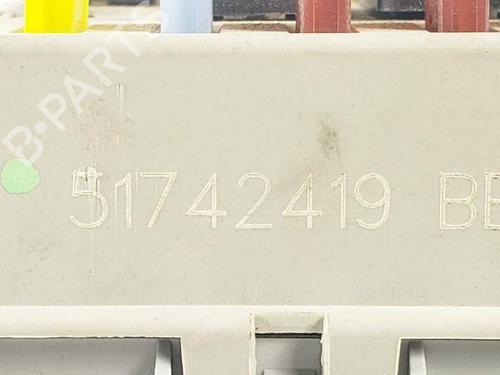 Fuse box ALFA ROMEO 147 (937_) 1.6 16V T.SPARK ECO (937.AXA1A, 937.BXA1A) | BP17439267E1 