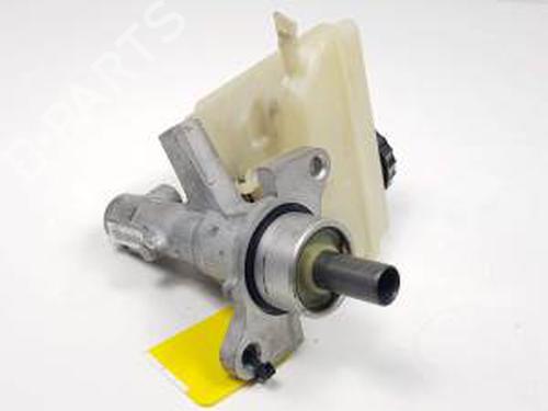 brake-master-cylinder-mercedes-benz-c-class-w202-1993-1994-1995-1996-1997-1998-1999-2000-25295281 main image