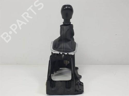 Gear lever RENAULT MEGANE III Hatchback (BZ0/1_, B3_) 1.5 dCi (BZ09, BZ0D, BZ1W, BZ29, BZ14) | BP10933318M90 