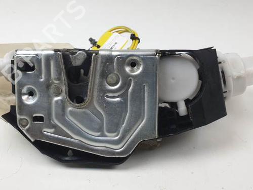 Serratura posteriore sinistra MERCEDES-BENZ S-CLASS (W220) S 320 CDI (220.025, 220.125) (204 hp) 26305823