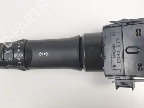 Used Headlight switch MITSUBISHI OUTLANDER II (CW_W) 2.2 DI-D 4WD (140 hp) 25139698