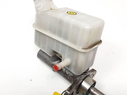 Used Brake master cylinder Brake master cylinder 19446893 19446893