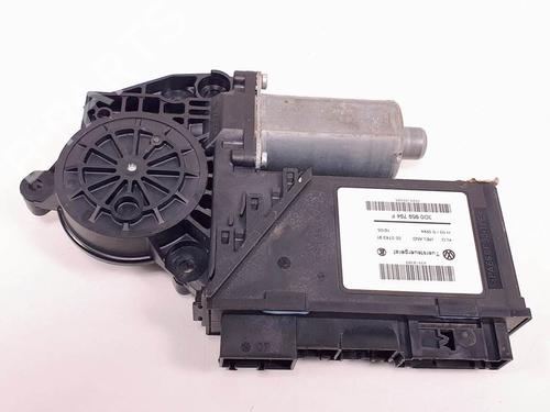 Used Right rear window motor Right rear window motor VW TOUAREG (7LA, 7L6, 7L7) 5.0 V10 TDI (313 hp) 15356337 15356337