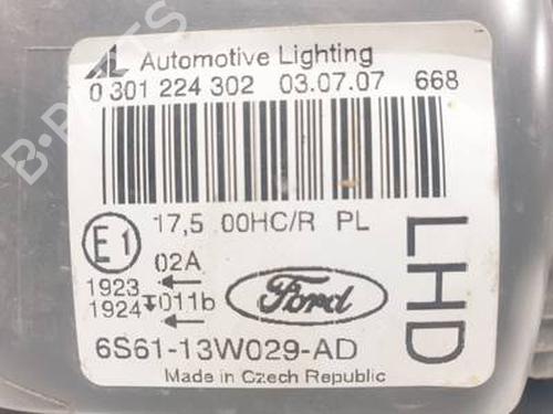 Right headlight FORD FIESTA V (JH_, JD_) 1.4 16V | BP31033764C29