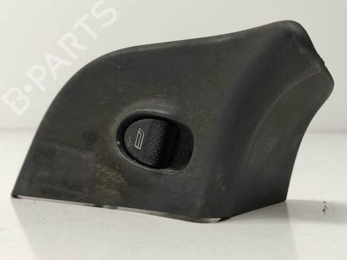Used Right front window switch Right front window switch FIAT MAREA (185_) 1.9 JTD 110 (185AXT1A) (110 hp) 8401180 8401180