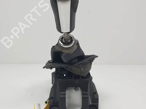 Gear lever TOYOTA COROLLA (_E12_) 2.0 D-4D (CDE120R, CDE120L_) | BP18118167M90 