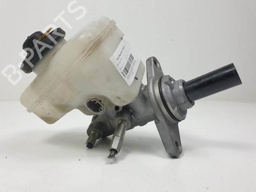 Used Brake master cylinder Brake master cylinder LEXUS IS III (_E3_) 250 (GSE30_, GSE30R) (208 hp) 12370543 12370543