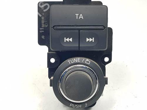 Used Switch NISSAN PATHFINDER III (R51) 2.5 dCi 4WD (190 hp) 12361102