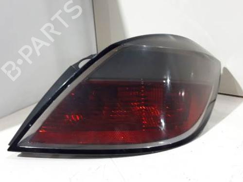 Right taillight OPEL ASTRA H (A04) 1.7 CDTI (L48) | BP6840152C35 