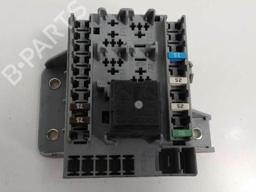 Used Fuse box Fuse box ALFA ROMEO 159 (939_) 1.9 JTDM 16V (939AXC1B, 939AXC12) (150 hp) 6858276 6858276