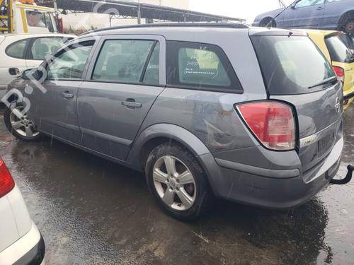 Right taillight OPEL ASTRA H Estate (A04) 1.6 (L35) | BP29149324C35 