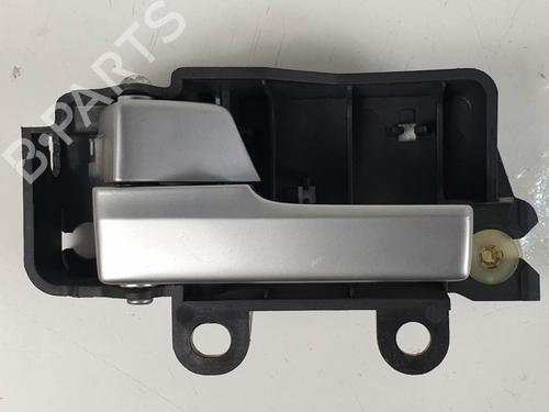 Used Rear left interior door handle Rear left interior door handle 6843555 6843555