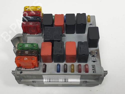 Used Fuse box FIAT PUNTO (188_) 1.2 16V 80 (188.233, .235, .253, .255, .333, .353, .639,... (80 hp) 11172286