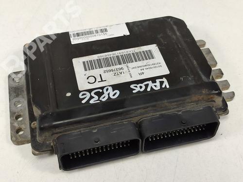 engine-control-unit-ecu-daewoo-kalos-klas-12-s010016040a6-96376652-2002-9950821 main image