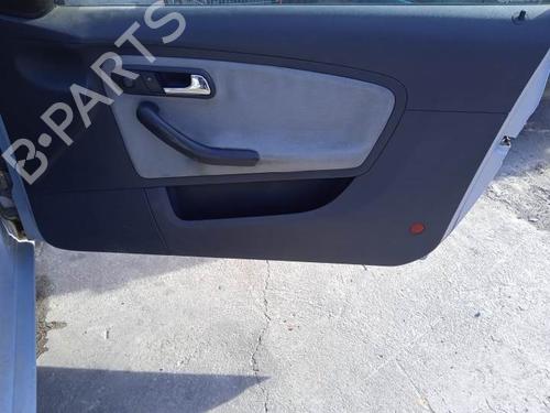 Høyre foran invendig håndtak SEAT IBIZA III (6L1) 1.9 SDI | BP11184045I14 