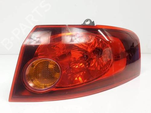 Used Right taillight FIAT CROMA (194_) 1.9 D Multijet (194AXC1B, 194AXC12) (150 hp) 17164987