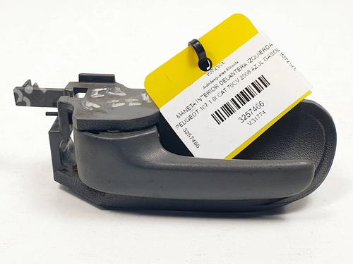 Used Front left interior door handle Front left interior door handle PEUGEOT 107 (PM_, PN_) 1.0 (68 hp) 37668203 37668203
