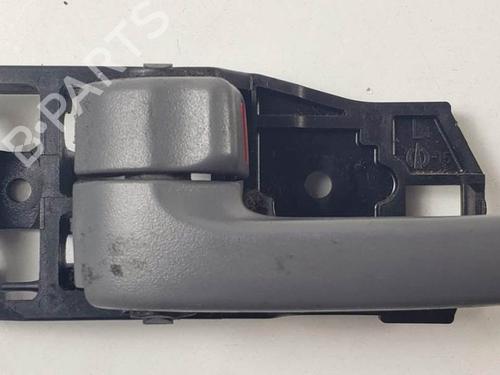 Used Front left interior door handle Front left interior door handle TOYOTA RAV 4 II (_A2_) 2.0 4WD (ACA21, ACA20) (150 hp) 18906860 18906860
