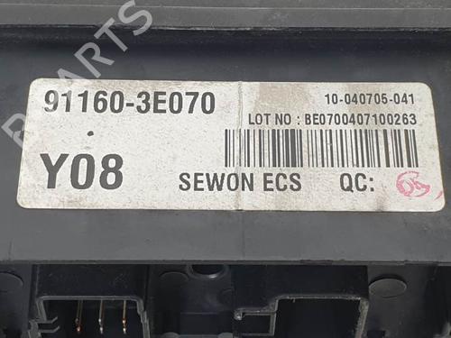 Fuse box KIA SORENTO I (JC) 2.5 CRDi 4WD | BP6848424E1 