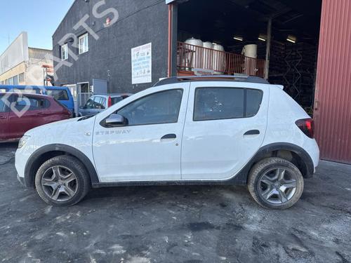 Third brake light DACIA SANDERO II TCe 90 (B8M1, B8MA, B8AC) | BP24935063L11  - Image 6