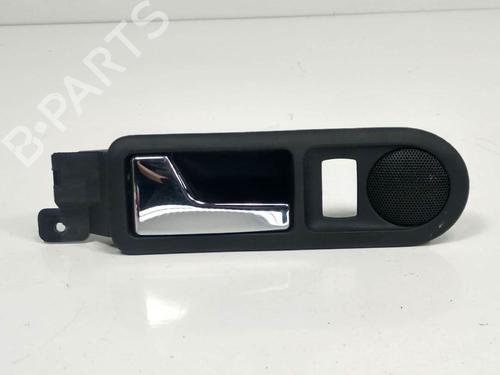 Used Rear left interior door handle Rear left interior door handle VW BORA I (1J2) 1.9 TDI (130 hp) 8223236 8223236