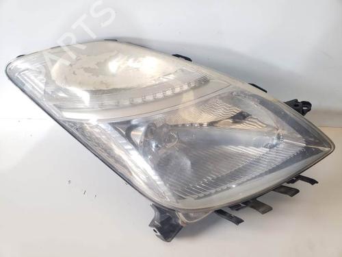 Used Right headlight TOYOTA PRIUS Liftback (_W2_) 1.5 Hybrid (NHW20_, NHW20R) (112 hp) 12365391