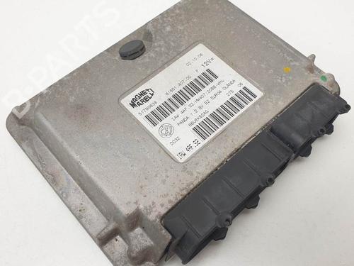 Used Engine control unit (ECU) Engine control unit (ECU) FIAT PANDA (169_) 1.2 (169.AXB11, 169.AXB1A) (60 hp) 24933144 24933144