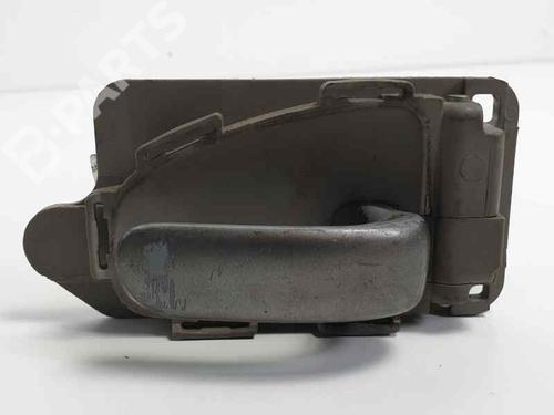 Used Front right interior door handle Front right interior door handle CITROËN XSARA PICASSO (N68) 2.0 HDi (90 hp) 6855017 6855017