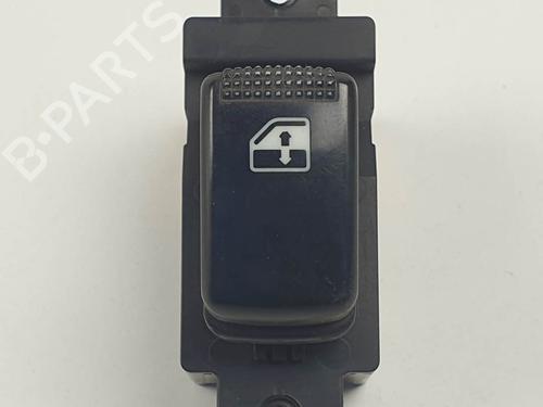 Used Right front window switch Right front window switch KIA RIO I Hatchback (DC) 1.3 (82 hp) 24499842 24499842