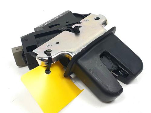 Used Tailgate lock VW PASSAT B6 (3C2) 1.9 TDI (105 hp) 25453646