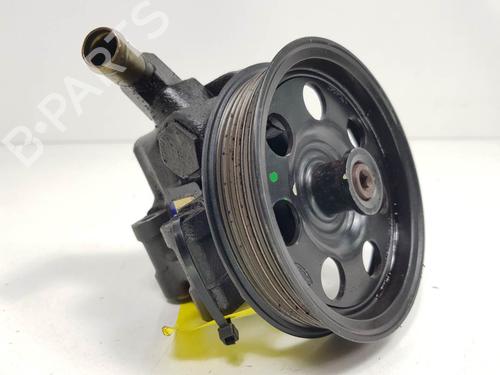 Used Steering pump Steering pump 8836848 8836848