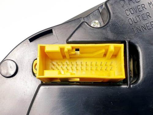 Instrument cluster PEUGEOT 5008 (0U_, 0E_) 1.6 HDi | BP25286143C47 