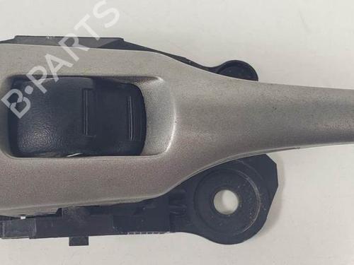 Used Front left interior door handle Front left interior door handle 19446875 19446875
