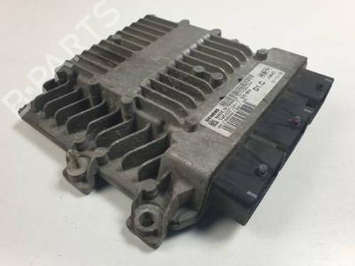 Centralina motore VOLVO S40 II (544) 2.0 D (136 hp) 31285718