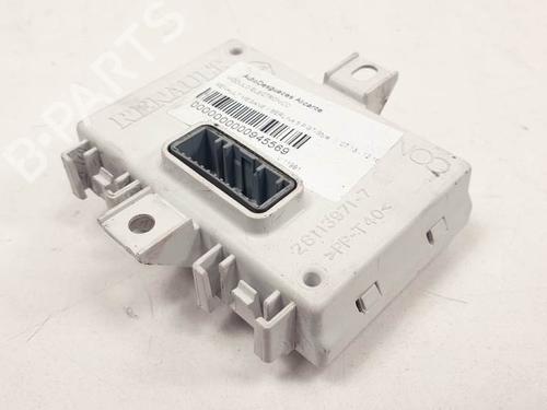 Used Electronic module RENAULT MEGANE III Hatchback (BZ0/1_, B3_) 1.5 dCi (BZ09, BZ0D, BZ1W, BZ29, BZ14) (110 hp) 13875605