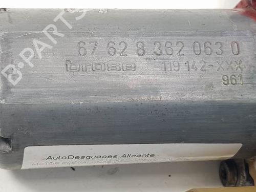 Left front window motor BMW 3 Touring (E46) 330 d | BP17390123E21 